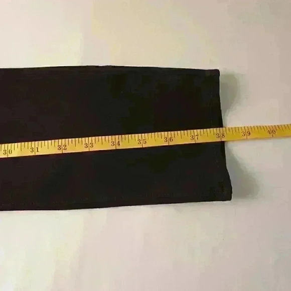 Calvin Klein Jeans Size 4 Black Mid Rise Skinny Leg - Picture 9 of 11